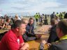 Hele Rønnebærholdet venter på at skulle spille første kamp ved Havnefestfodbolden 2017. Rasmus, Anders og Kevin til venstre i billedet. Thomas og Brian i højre side.