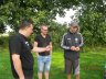 Rasmus, Thomas og Dan gør klar til fodboldgolf 2014 i Bredsten.